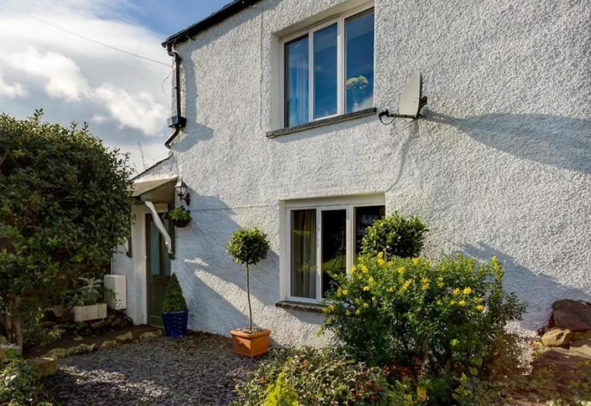 Holly Holiday home *